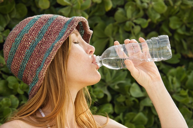 Drinking-water-girl-e1280637431866